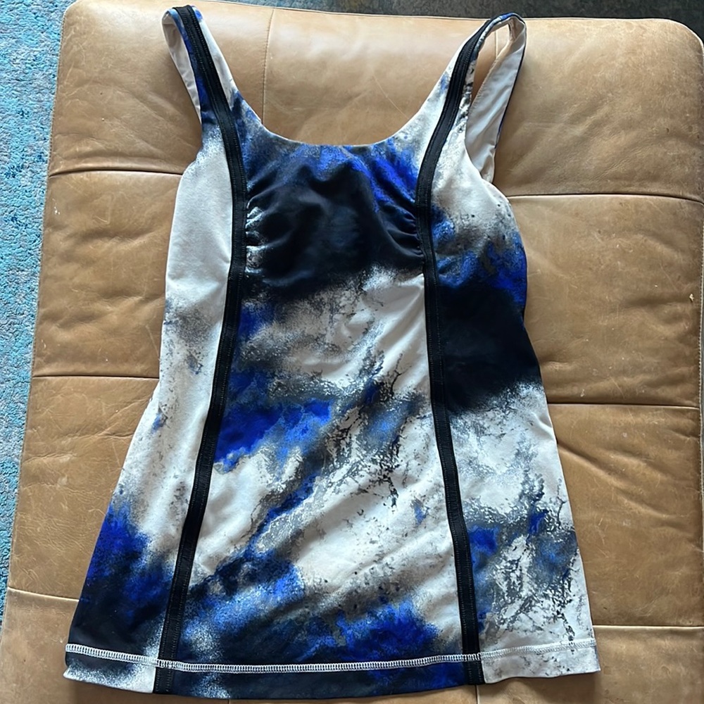 Lululemon work out tank